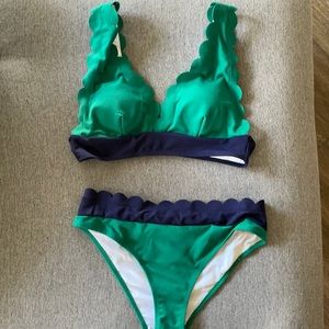 Cupshe Green & Navy Bikini (new with tags, size L)